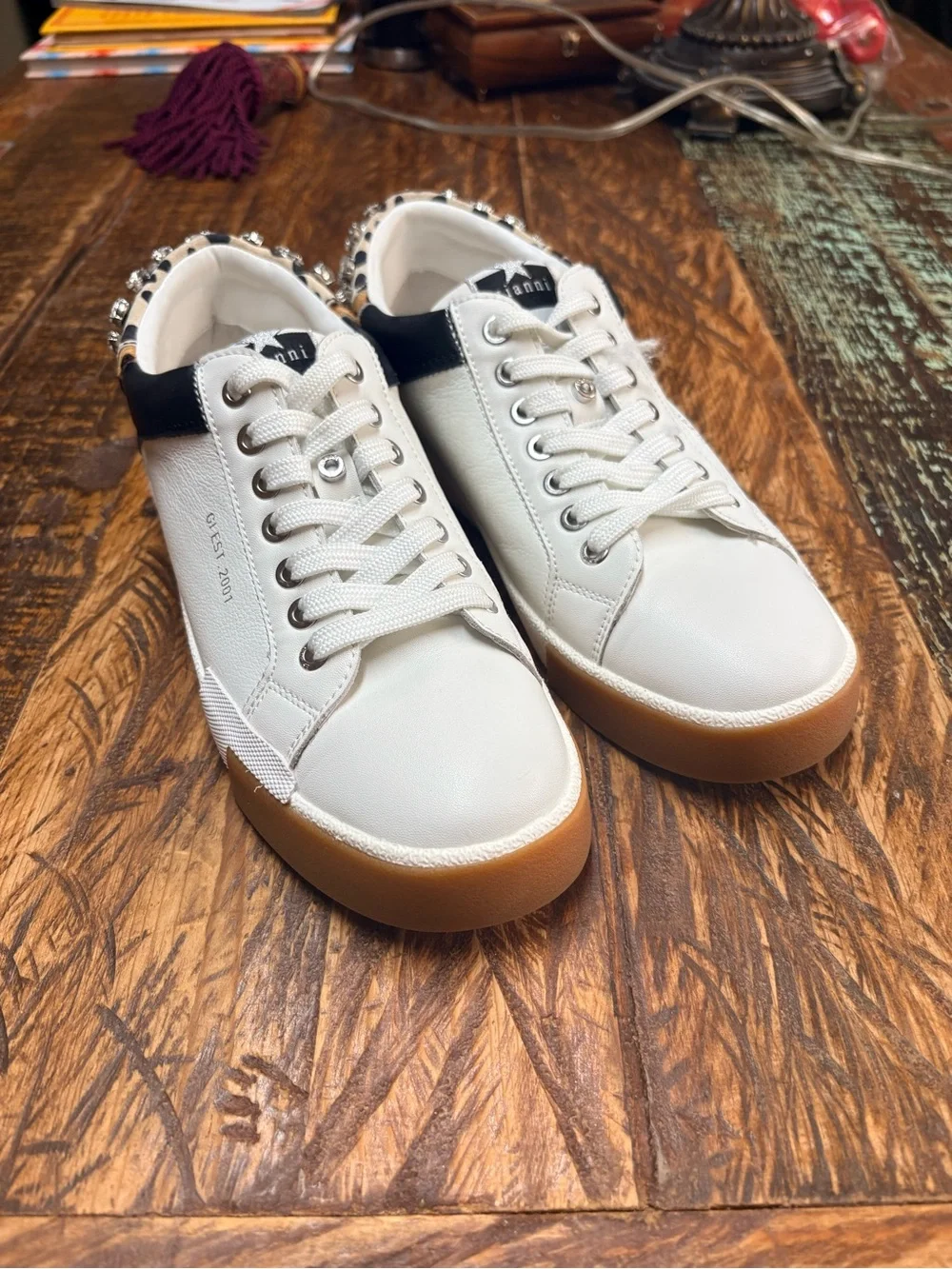 Gianni Bini White Black Leopard Crystal Heel Low Top Leather Sneakers Size 9